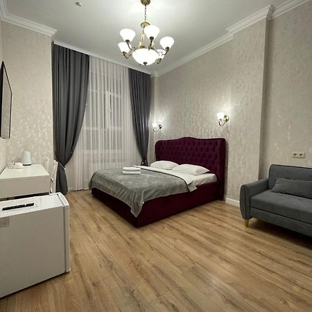 Rose Art Hotel アスターナ エクステリア 写真